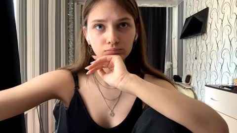 Snapshot of bunnytrussel chatting on 12, 5, 2026 Bella online show from 12, 5, 2026