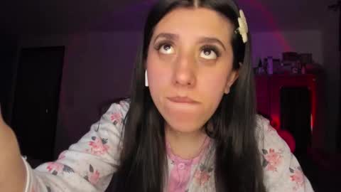 Snapshot of bunnyy09 chatting on 3, 10, 2025 Jess online show from 3, 10, 2025