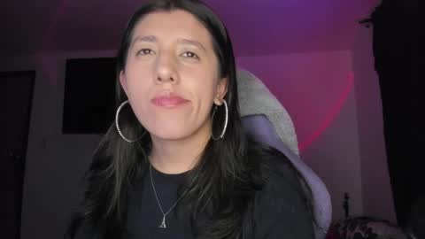 Snapshot of bunnyy09 chatting on 25, 5, 2026 Jess online show from 25, 5, 2026