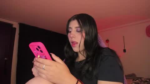 Snapshot of bunnyy09 chatting on 4, 6, 2026 Jess online show from 4, 6, 2026