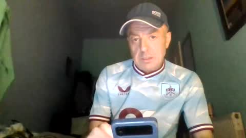Snapshot of burnleyguy1977 chatting on 1, 7, 2026 burnleyguy1977 online show from 1, 7, 2026