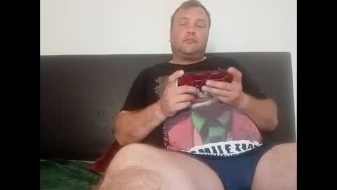 Snapshot of bury703709 chatting on 24, 5, 2026 Creazy dad online show from 24, 5, 2026