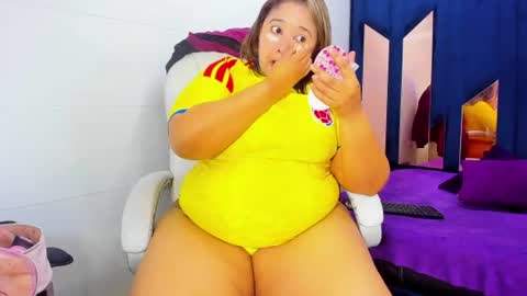 Snapshot of busty_juicyy chatting on 27, 6, 2026 busty juicyy online show from 27, 6, 2026