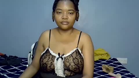 Snapshot of busty_kenzi chatting on 13, 7, 2026 busty kenzi online show from 13, 7, 2026