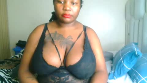 Snapshot of busty_mellons69 chatting on 13, 5, 2026 busty_mellons69 online show from 13, 5, 2026