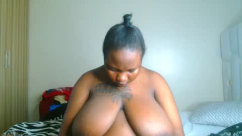 Snapshot of busty_mellons69 chatting on 19, 5, 2026 busty_mellons69 online show from 19, 5, 2026