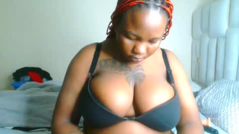 Snapshot of busty_mellons69 chatting on 26, 5, 2026 busty_mellons69 online show from 26, 5, 2026