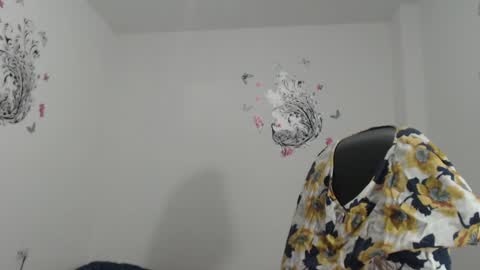 Snapshot of bustyamanda_ chatting on 25, 1, 2025 Amanda  online show from 25, 1, 2025