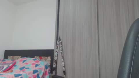 Snapshot of bustyamanda_ chatting on 28, 2, 2025 Amanda  online show from 28, 2, 2025