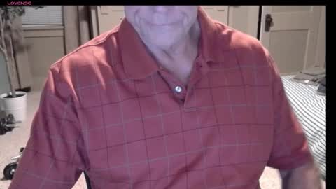 Snapshot of buttnakedfun954737 chatting on 22, 11, 2025 Miles online show from 22, 11, 2025
