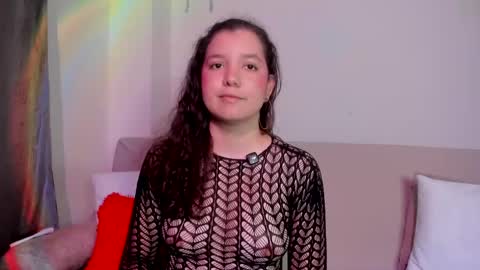 Snapshot of buunny_bella chatting on 3, 5, 2026 BUNNY BELLA online show from 3, 5, 2026