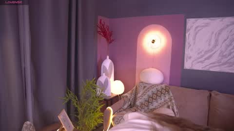 Kira online show from 15, 10, 2025