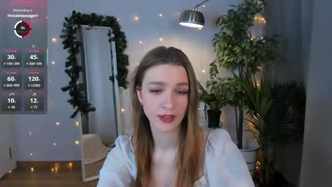 Snapshot of c_moonie_ chatting on 16, 12, 2025 Polly online show from 16, 12, 2025