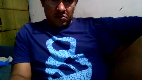 Snapshot of cachito83915 chatting on 17, 6, 2026 Cachudosexy online show from 17, 6, 2026