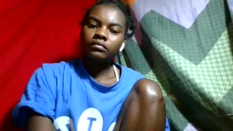Snapshot of caella98 chatting on 5, 7, 2026 caella98 online show from 5, 7, 2026