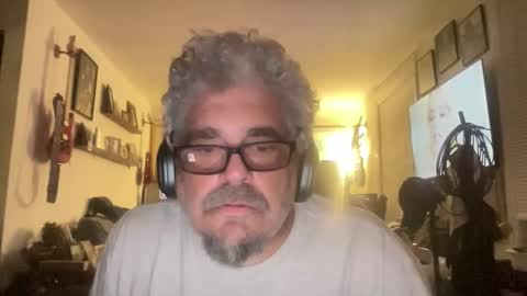 Snapshot of cafeespresso chatting on 9, 6, 2026 cafeespresso online show from 9, 6, 2026