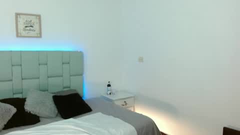 Cailyn Independent model online show from 3, 12, 2024