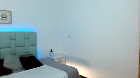 Cailyn Independent model online show from 5, 12, 2024