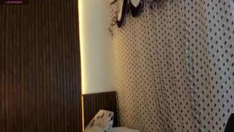 Snapshot of caitlyn_star chatting on 30, 7, 2026 caitlyn_star online show from 30, 7, 2026