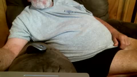 Snapshot of cajungrey75 chatting on 1, 6, 2026 cajungrey online show from 1, 6, 2026