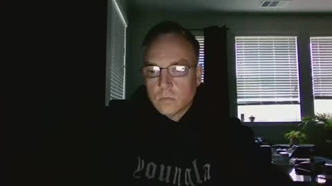 Snapshot of caligrown1154 chatting on 30, 5, 2026 caligrown1154 online show from 30, 5, 2026
