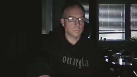 Snapshot of caligrown1154 chatting on 31, 5, 2026 caligrown1154 online show from 31, 5, 2026