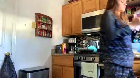 Snapshot of calishop1 chatting on 15, 12, 2024 calishop1 online show from 15, 12, 2024