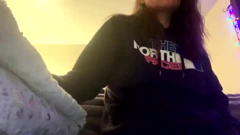 Snapshot of calishop1 chatting on 30, 12, 2024 calishop1 online show from 30, 12, 2024