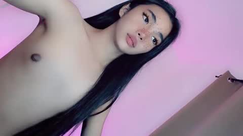 Snapshot of call_me_nina chatting on 11, 5, 2026 call_me_nina online show from 11, 5, 2026