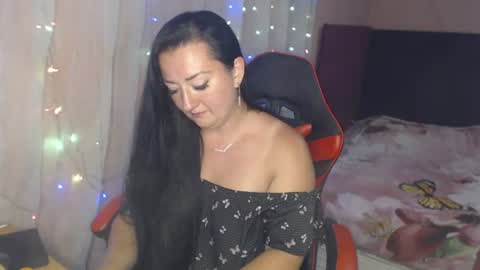 Snapshot of call_me_shaya chatting on 24, 6, 2026 Shaya online show from 24, 6, 2026