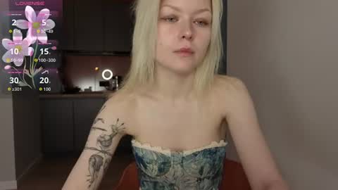 Snapshot of callista_a chatting on 28, 6, 2026 Robin online show from 28, 6, 2026