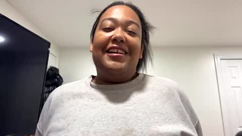 Snapshot of cals9x chatting on 1, 1, 2025 camzxoxox online show from 1, 1, 2025