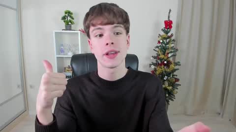 Hey I am Calvin  online show from 29, 12, 2024