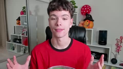 Hey I am Calvin  online show from 12, 3, 2025