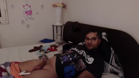 Calvinjohnlad online show from 19, 11, 2025