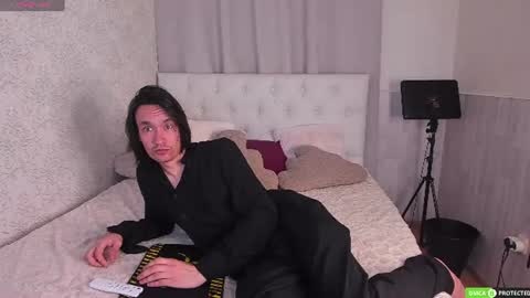 Snapshot of calvinowens chatting on 4, 7, 2026 Calvin Owens online show from 4, 7, 2026