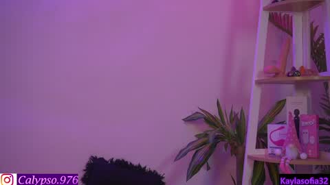 Calypso and Kayla online show from 20, 12, 2024