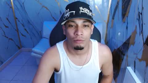 Snapshot of cam_xman chatting on 24, 4, 2026 cam_xman online show from 24, 4, 2026