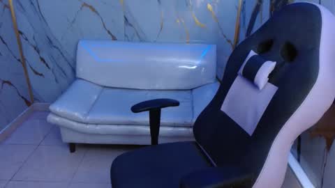Snapshot of cam_xman chatting on 13, 5, 2026 cam_xman online show from 13, 5, 2026