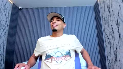 Snapshot of cam_xman chatting on 31, 5, 2026 cam_xman online show from 31, 5, 2026