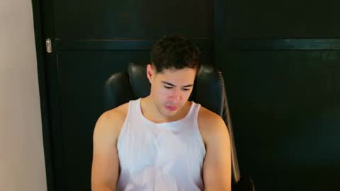 camara110 online show from 22, 1, 2025