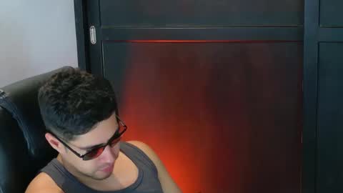 camara110 online show from 15, 9, 2025