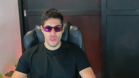 camara110 online show from 19, 9, 2025