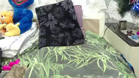 Snapshot of camdiva1 chatting on 14, 2, 2025 CamDiva1 online show from 14, 2, 2025