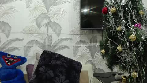 Snapshot of camdiva1 chatting on 18, 2, 2025 CamDiva1 online show from 18, 2, 2025