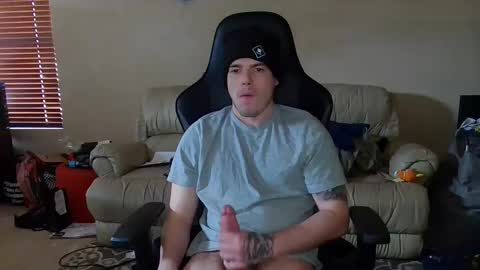 Snapshot of camerondt chatting on 12, 3, 2025 camerondt online show from 12, 3, 2025