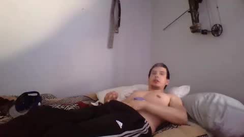 Snapshot of camerontrodd404 chatting on 21, 2, 2025 ladylover online show from 21, 2, 2025