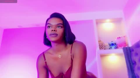 camiestrada online show from 24, 10, 2025