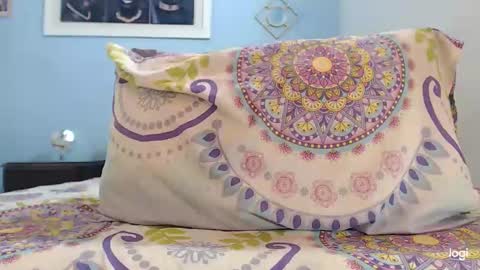 Snapshot of camila_blandexxxx chatting on 2, 12, 2024 Instagram camila blande1 online show from 2, 12, 2024