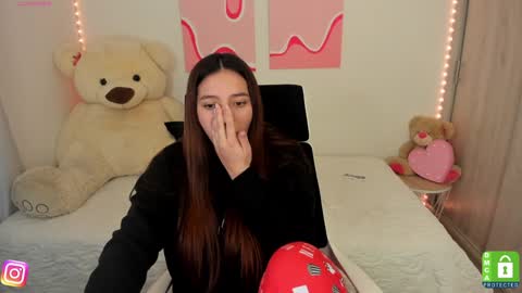 Snapshot of camila_ec2 chatting on 14, 12, 2024 C A M I online show from 14, 12, 2024